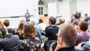 Glovo y Startup Valencia apoyan el emprendimiento universitario