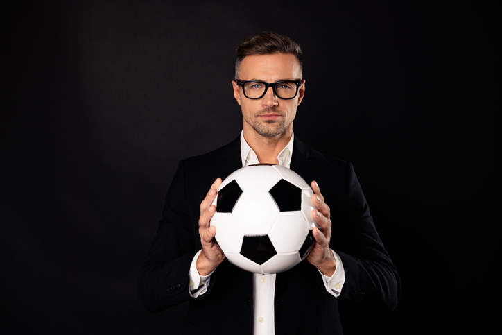 las comisiones de los agentes de futbol descienden