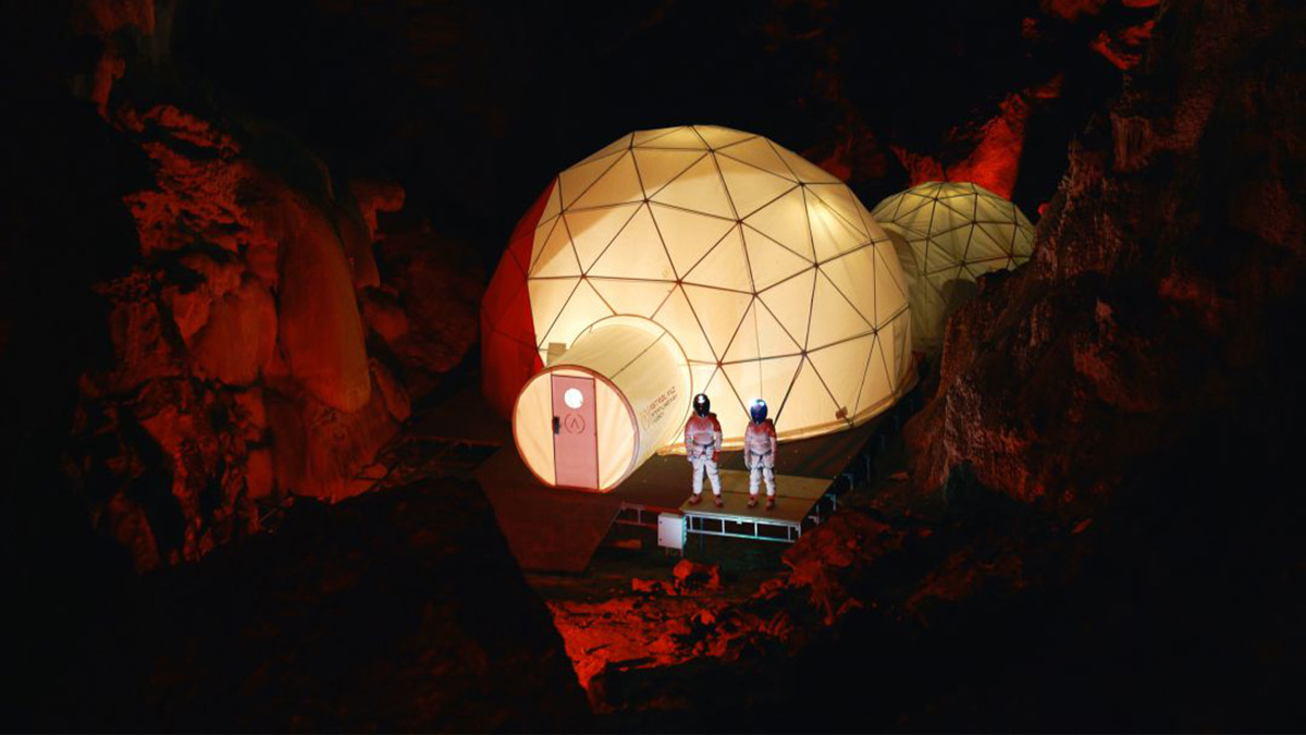 astroland, el emprendimiento mas marciano