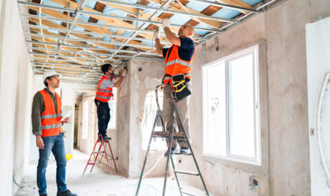 Autónomos trabajando en la construcción