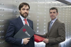 Cajas de máxima seguridad, independientes de cualquier banco