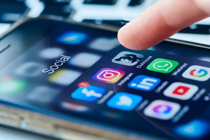 Las empresas buscan nuevos clientes en redes sociales