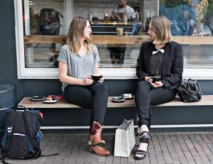 ¿Cómo entrevistar a clientes potenciales para tu plan de negocio?