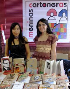 Creación de libros con materiales reciclados
