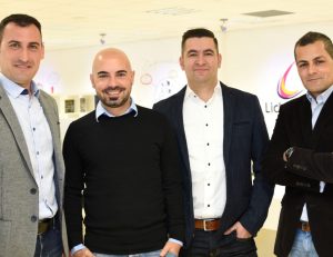 Microfinanciación colectiva por referencia