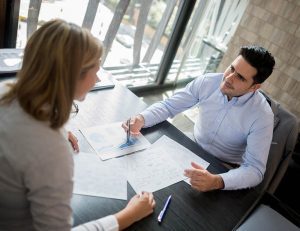 Defender los intereses de las empresas frente a la Administración