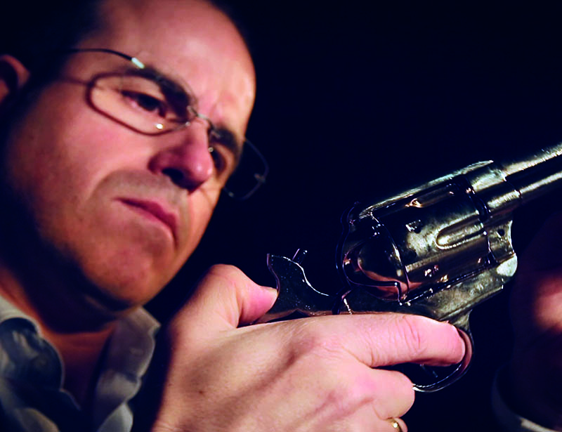 Las réplicas de las armas de Jack Sparrow y ‘Águila Roja’ las fabricaron estos emprendedores