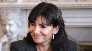 Anne Hidalgo, en guerra contra Amazon