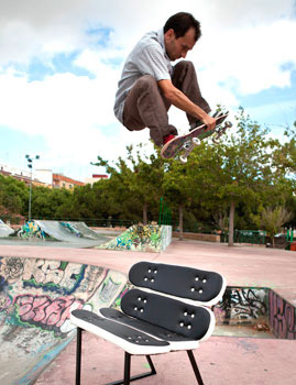 Diseño y comercialización de mobiliario auxiliar con tablas de ‘skateboard’