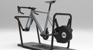 Dnak Cycling te lleva a pedalear por los puertos más exigentes… sin salir de casa