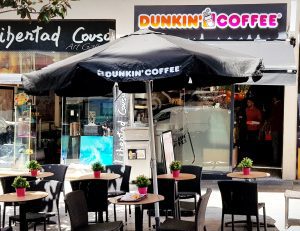 Dunkin’ Coffee inaugura local en Marbella