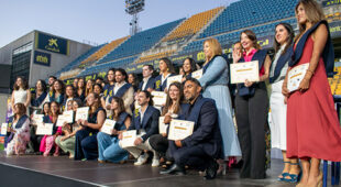 EDASE ofrece 100 becas ante la necesidad de contratación de asesores de empresa en España