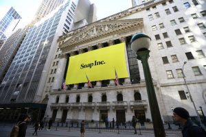 El ecommerce según Snapchat, la reinvención de la botella de agua y el intento de Airbnb de entrar en la alta gama, así ha sido la semana