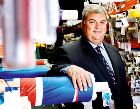 El fabricante líder de banderas que no teme a la competencia