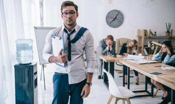 Los pequeños empresarios trabajan más de 40 horas semanales