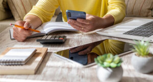 El 74 % de los emprendedores financian solos su proyecto: ¿qué alternativas existen?