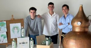 Sa Tuna Gin: destiladores desde el instituto