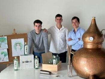 Sa Tuna Gin: destiladores desde el instituto
