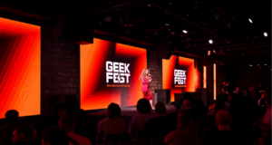 Geekvape celebra su 10.º aniversario con un espectacular GeekFest en París