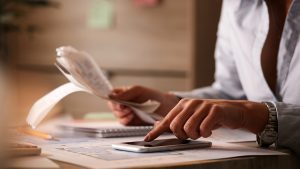 Gastos deducibles que los autónomos deben tener en cuenta al cerrar el trimestre