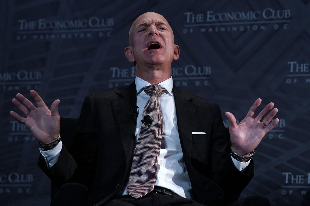Jeff Bezos cabrea a sus empleados: más de 6.000 operarios firman una carta frente al cambio climático
