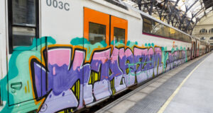 Un sistema predictivo por IA de prevención de grafitis gana el reto de Renfe
