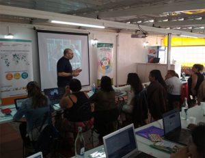 Guía con 200 ayudas para emprendedores sociales
