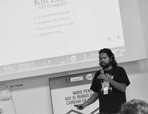 «Los negocios necesitan entender la importancia de una API”