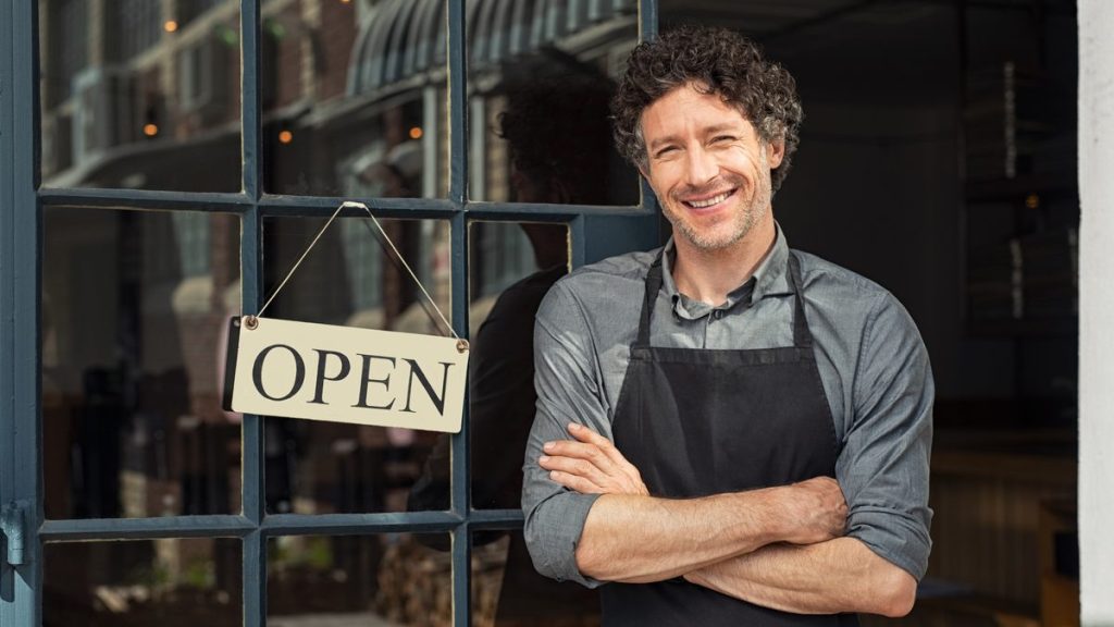 4 estrategias para que los negocios locales crezcan a pesar de las restricciones