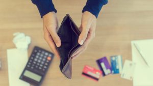 ¿Perdonarías una factura a un cliente que no puede pagarte en el momento?