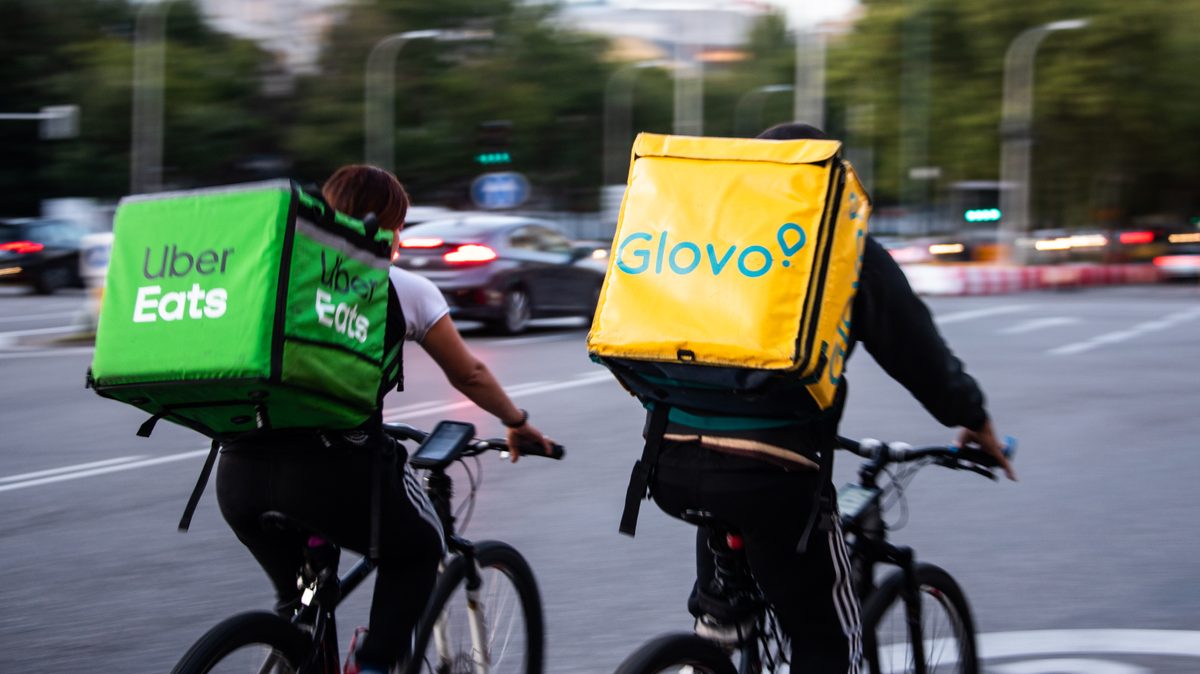 Uber Eats contra Glovo: Guerra abierta en el sector del delivery