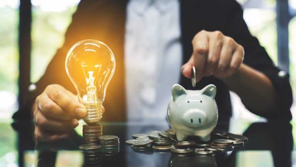 Plan de ahorro energético: ¿Qué debes hacer en tu empresa y cuáles son las multas?