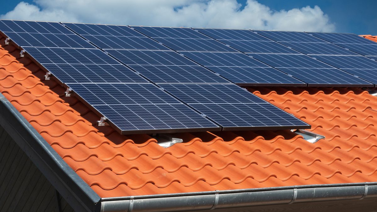 ¿Es rentable instalar placas solares en tu empresa?