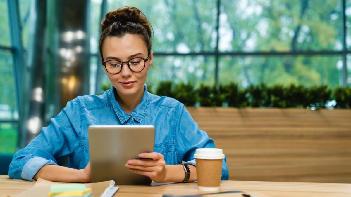 Trabajadores autodidactas: el tesoro que las empresas no paran de buscar