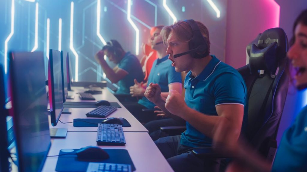 Cobrar por jugar a videojuegos: un negocio futurista que ya es una realidad