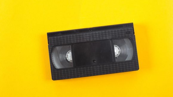 ¿Coleccionas cintas de VHS? Este negocio te interesa