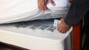 El dinero en efectivo tampoco escapa al radar de Hacienda
