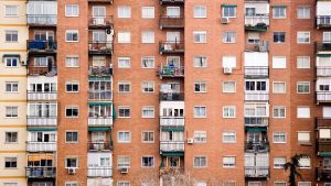 ¿Cómo te afecta la Ley de Vivienda si has comprado pisos para alquilar?