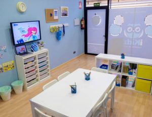 iKidz English inicia su expansión en franquicia