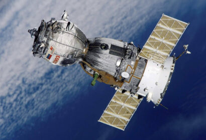 ¿Qué importancia tiene el uso de los satélites y su tecnología en la defensa de los Estados?