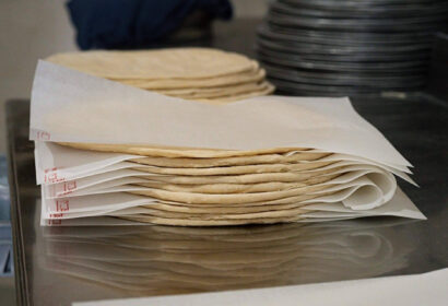 Pizzerías y restaurantes reducen costes gracias a un obrador granadino de bases de pizza artesanas