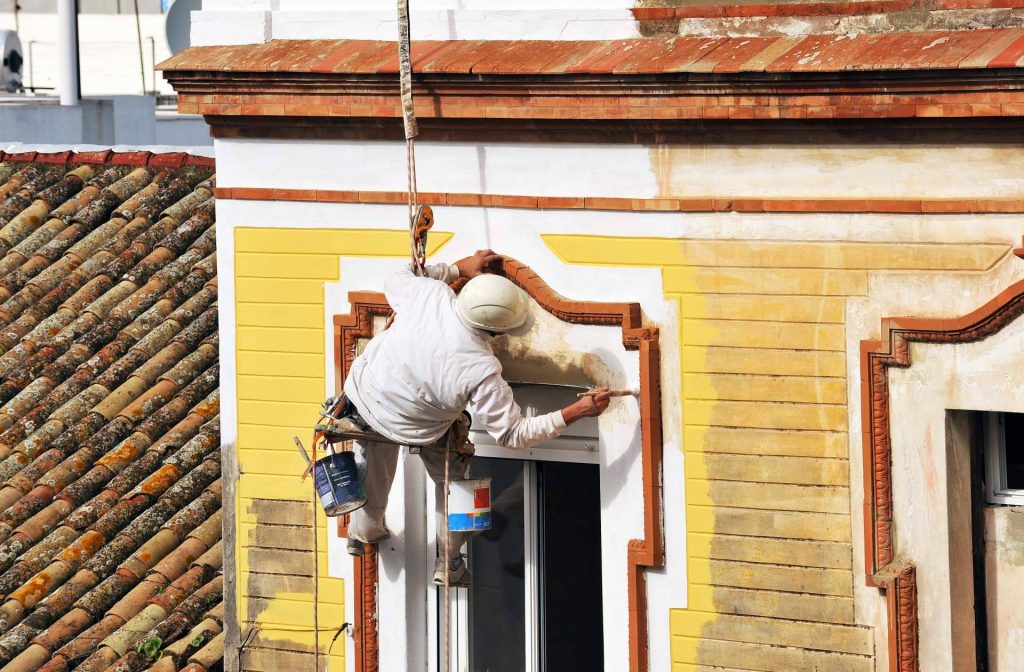 Luxor Espacios es especialista en la reparación de fachadas