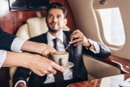 Las ventajas de contratar un vuelo privado con Aerolínea Santander