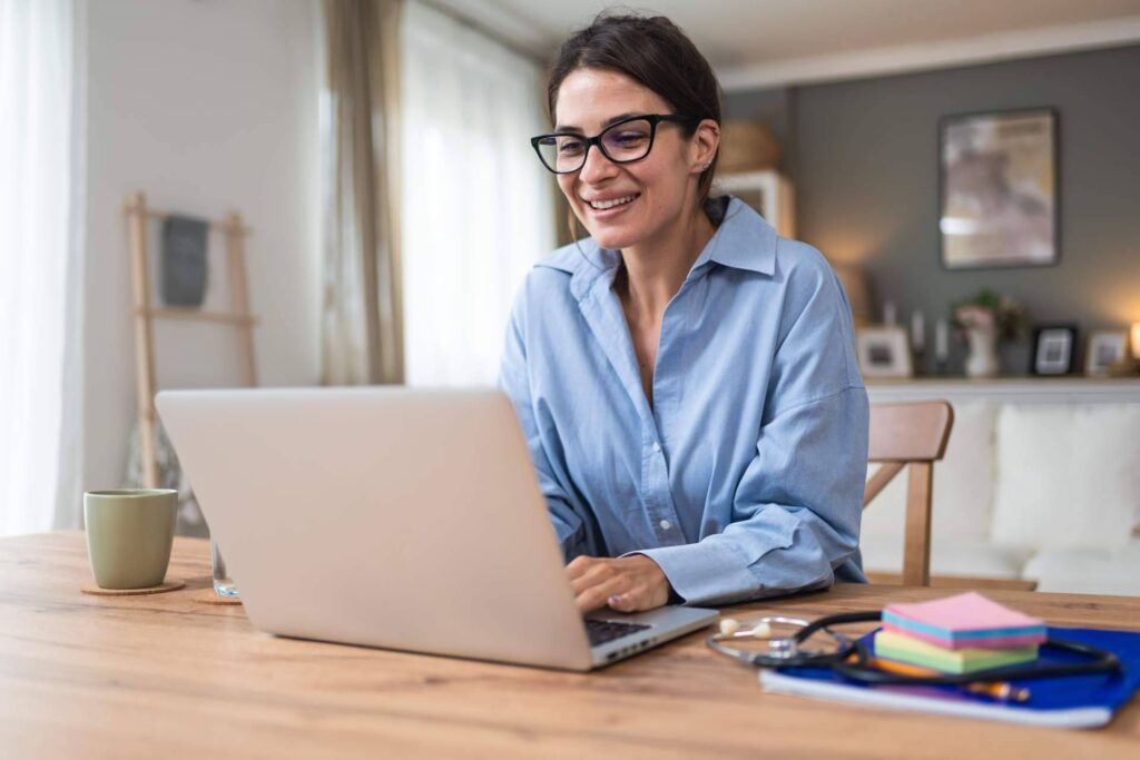 Cómo unas Condiciones de Trabajo flexibles fortalecen la retención de talento en sectores competitivos