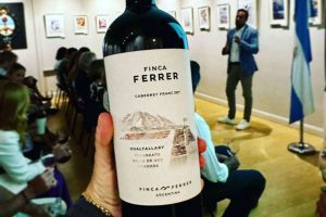 Ferrer Wines presenta el nuevo Cabernet Franc de Finca Ferrer en el Consulado Argentino de Barcelona