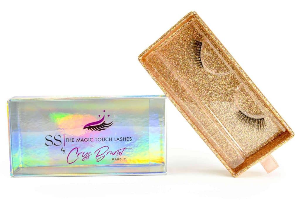 Las pestañas de acento de Double S Beauty que consiguen resaltar la belleza natural