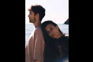 Bela Ālban presenta su primer disco de dream pop cariñoso