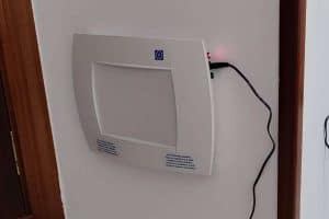 Dispositivo HS-221, sistema electro-físico que permite eliminar la humedad por capilaridad de forma definitiva