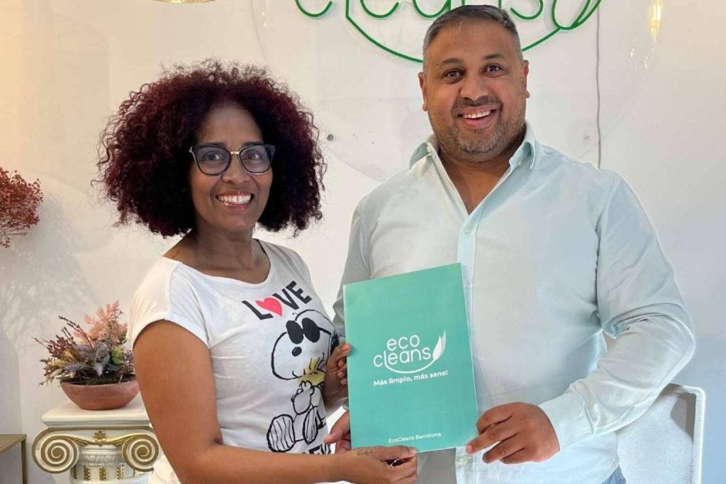 Ecocleans sigue expandiendose a traves de una nueva franquiciada en zona de Levante