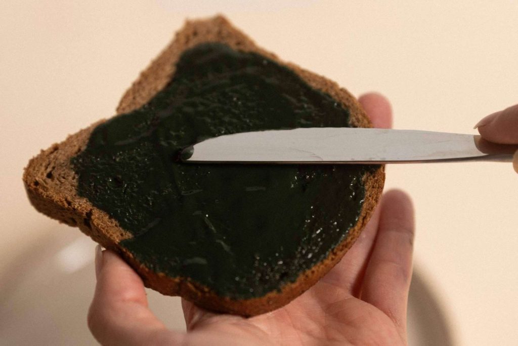 Blauver impulsa el uso de espirulina como superalimento antioxidante natural para el verano